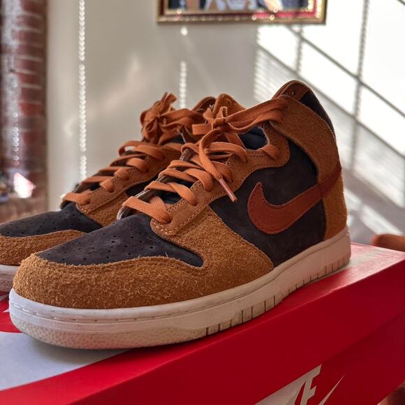 Nike Dunk High PRM Dark Russet - Picture 2 of 8